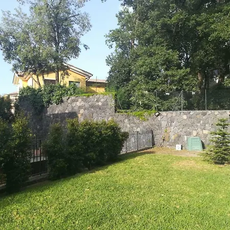 Apartment Nusah: Alle Pendici Dell' Etna, Verde E Incontri